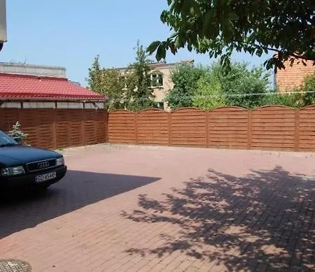 Agis Gościnne Nocleg ze śniadaniem 2*