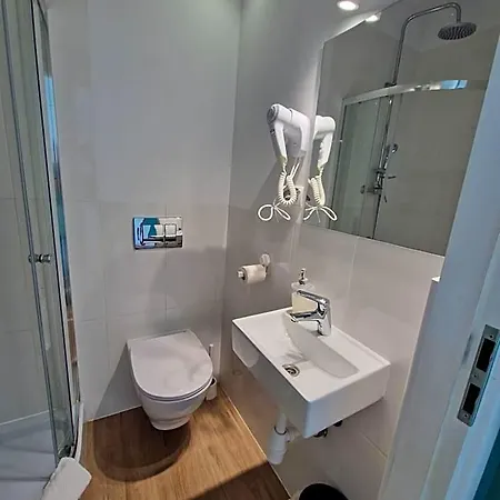 Agis Goscinne Oda ve Kahvaltı Gdansk