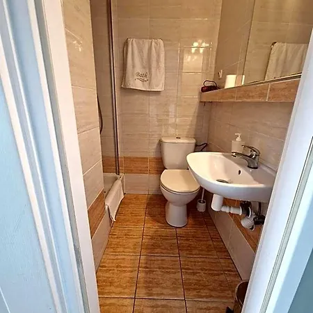 Oda ve Kahvaltı Agis Goscinne 3*
