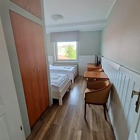 Agis Goscinne Oda ve Kahvaltı