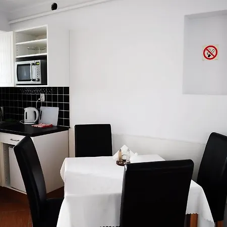 Agis Goscinne Alojamento de Acomodação e Pequeno-almoço Gdańsk