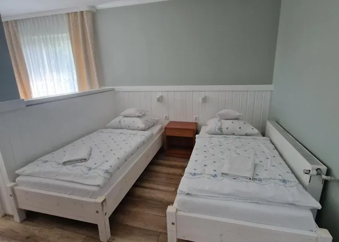 Agis Goscinne Bed & Breakfast 3*